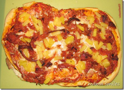 pulled pork pineapple pizza