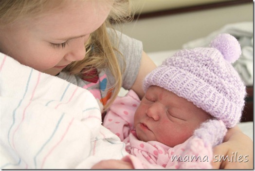 siblings with a new baby
