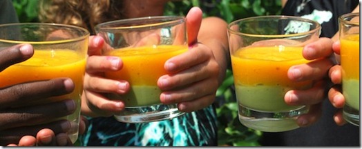 51712Kids_Drinking_Ethiopian_Avocado_Mango_Drink