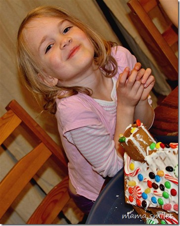 Decorating gingerbread houses with kids