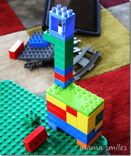 Giraffe built using LEGO DUPLO bricks