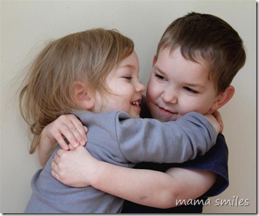 When siblings love each other - moments parents live for
