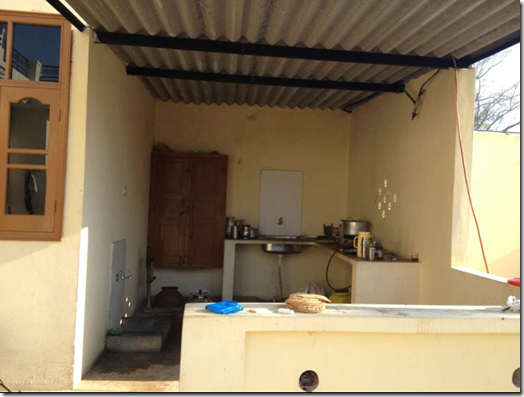 outdoor kitchen